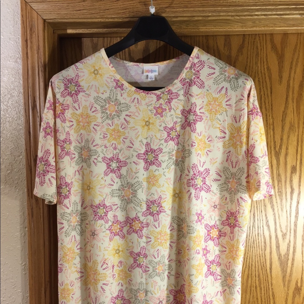 Lularoe Large Star Irma-Like New